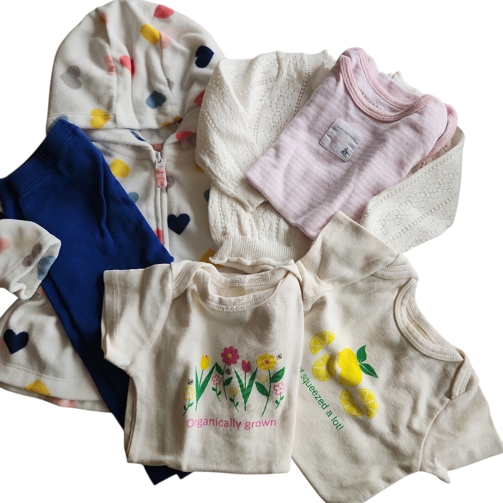 Infant Girl Bundle Size 3-6M Hanna Burts Bees Carters Onesies Pants Heart Jacket
